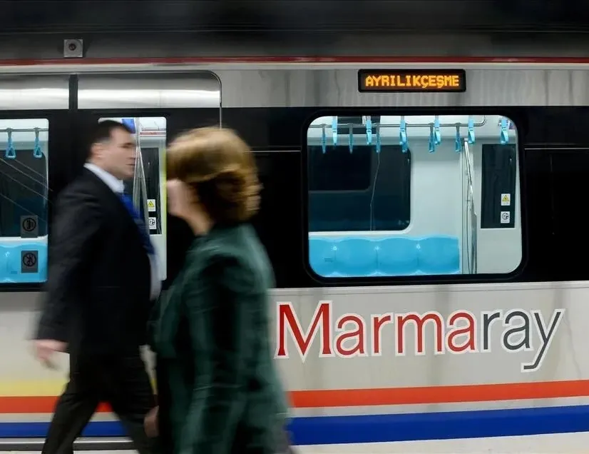 30 Ağustos’ta ulaşım ücretsiz! Hangi toplu taşıma hatları kapsamda? Marmaray, İZBAN...