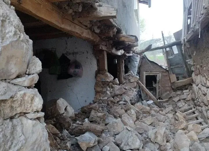 tokattaki-56lik-deprem-istanbul-depremini-tetikler-mi-uzmani-devam-edecek-diyerek-uyardi-kuzey-anadolu-fay-hat-1713479752742.jpeg Tokat'taki 5.6'lık deprem İstanbul depremini tetikler mi? Uzmanı "Devam edecek" diyerek uyardı! 'Kuzey Anadolu Fay Hattı hangi il ve ilçelerden geçiyor?-8