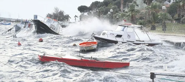 Marmara’yı lodos çarptı