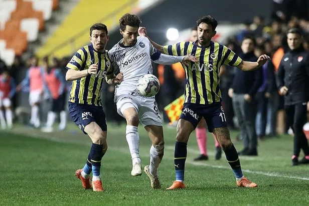 super-ligin-kapanis-macinda-fenerbahce-adana-demirsporla-1-1-berabere-kaldi-1675370656197.jpeg Süper Lig'in kapanış maçında Fenerbahçe- Adana Demirspor'la 1-1 berabere kaldı-7