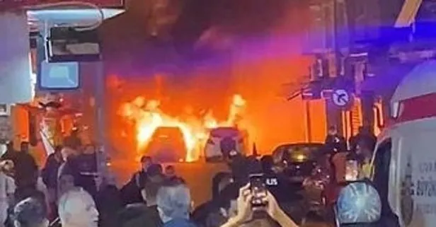 Fatih Kocamustafapaşa’da gece yarısı korkutan otomobil yangını! Patlama sesleri yükseldi
