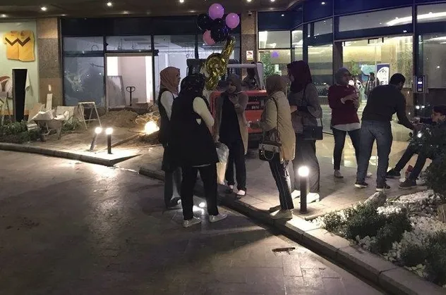 İran'da 6,4 büyüklüğünde deprem