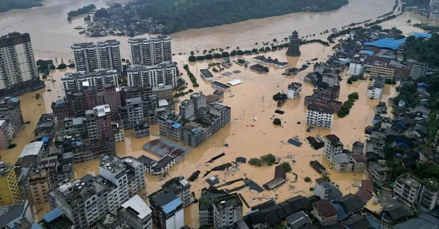 Çin’de acil durum! Sel seviyesi 251,5 metreyi aştı