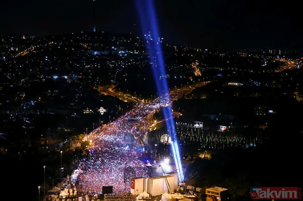 15 Temmuz Şehitler Köprüsü'ne akın akın geldiler - 2