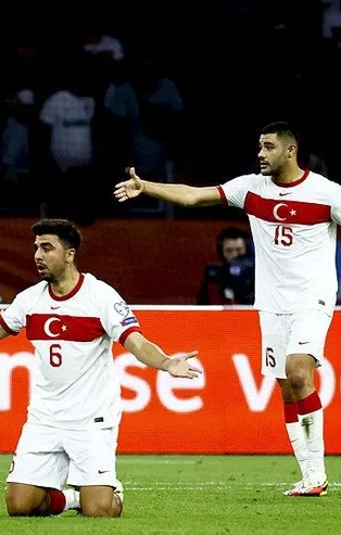 Hollanda-Türkiye maçı sonrası Şenol Güneş ve futbolculara sert sözler: Sahaya çıkmadan kaybettik