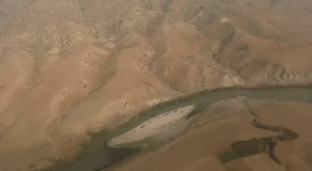 Son dakika haberi: Batman'da teröristlerin teslim olma anı kamerada!-6