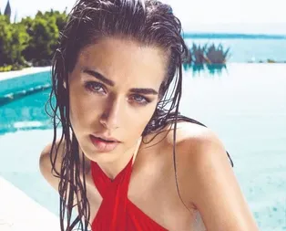 Aklını başından aldı