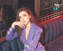 Burcu Özberk’i üzen foto-kriz... ’Yorumların hepsini tek tek okudum’