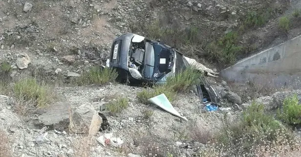 Son dakika: Şarampole devrilen araçtan acı haber geldi
