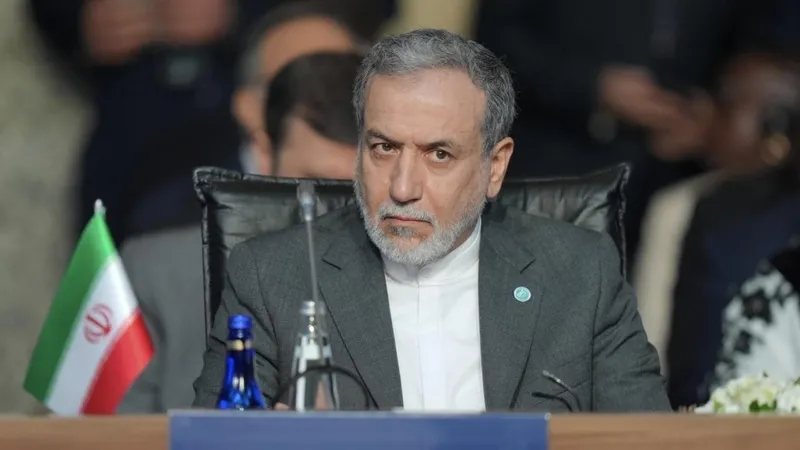 yarin-muzakere-masasina-oturacaklar-iran-ve-abd-temsilcileri-ummana-geldi-bekayiden-saldiriyi-unutmadik-vurgus-1770317910555.jpeg Bugün müzakere masasına oturacaklar! İran Dışişleri Bakanı Erakçi Umman'da | Bekayi'den "Saldırıyı unutmadık" vurgusu-2