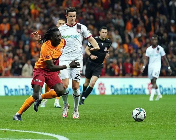 aslan-gumruku-gecti-galatasaray-2-0-fatih-karagumruk-mac-sonucu-ozet-1648929942269.jpeg