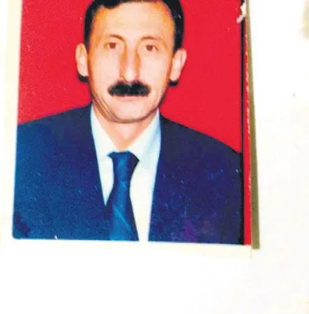 adanada-esine-siddet-uygulayan-gozu-donmus-adam-ogluna-da-acimadi-1645906952701.jpeg Adana'da eşine şiddet uygulayan gözü dönmüş adam oğluna da acımadı-3