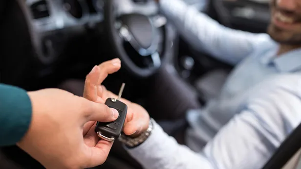 ikinci-el-arac-satisinda-kapora-dolandiriciligina-dikkat-nelere-dikkat-etmeliyiz-1600175582786.jpg İkinci el araç satışında kapora tuzağı! Nelere dikkat etmeliyiz?-3