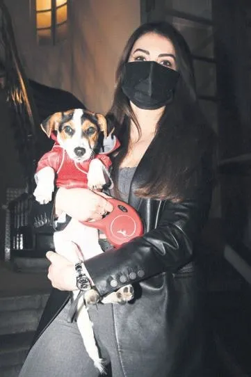 hadisenin-gundeme-bomba-gibi-dusen-hamile-oldugu-iddialarina-guzel-popcudan-cevap-geldi-1645815859516.jpeg Hadise'nin gündeme bomba gibi düşen hamile olduğu iddialarına güzel popçudan cevap geldi-5