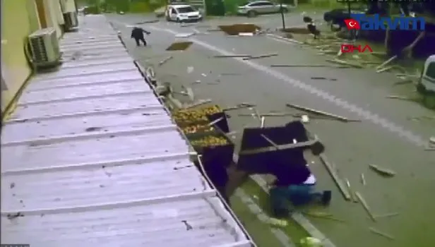 Lodos hızını kesmiyor! Yine esenyurt, yaralılar var