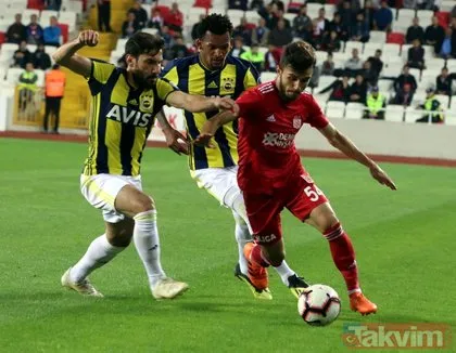 Sivasspor - Fenerbahçe maçını spor yazarları böyle değerlendirdi