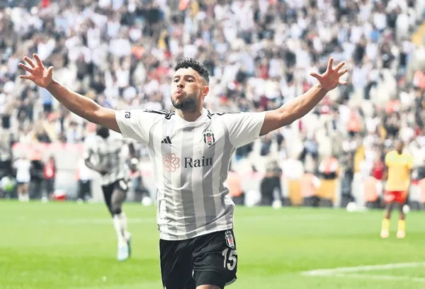 1695684400257.jpeg Chamberlain'den maç sonunda Şenol Güneş'e iddialı sözler: "Bu daha başlangıç"-3