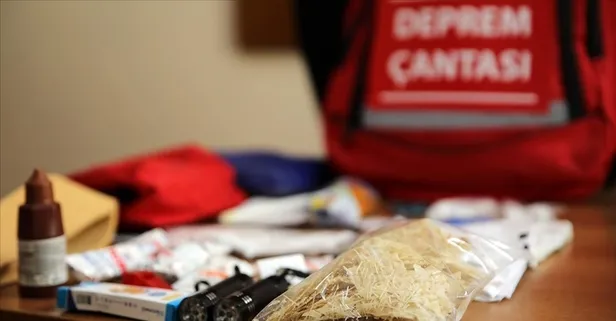Deprem çantasında ne olmalı? İstanbul depremi sonrası herkes bunu araştırıyor!