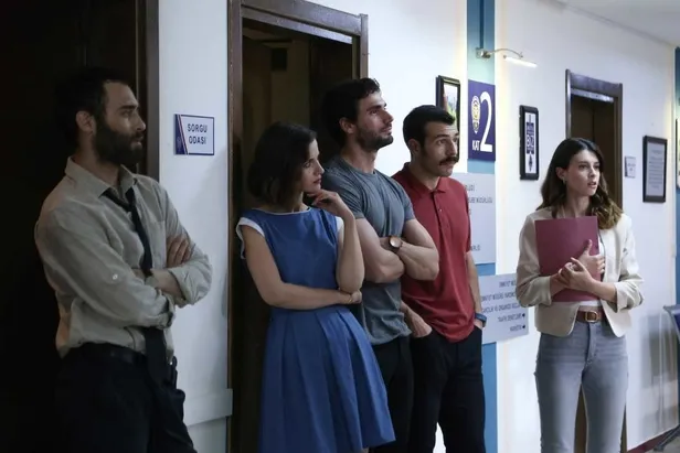 Baş Belası 6. bölüm fragmanı görücüye çıktı! At çiftliğinde çıkan yangının ardından bulunan ceset ekibi harekete geçirdi-2