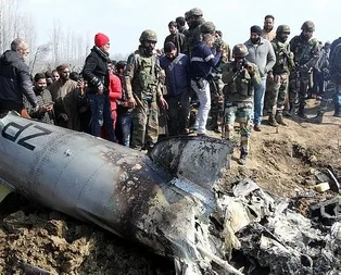 Hindistan ile Pakistan arasında yüksek gerilim