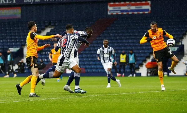 Galatasaray’a Diagne piyangosu! Premier Lig ekipleri yakın takipte