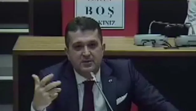 Ekrem İmamoğlu'nun hayali söyleşi vurgunu tartışılıyor: Gerçekten büyük tiyatrocu