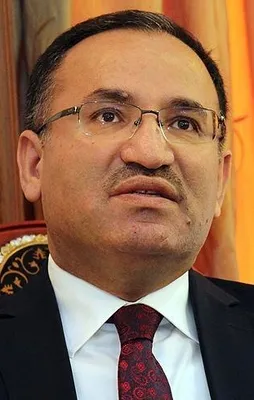 Bozdağ: Herkes kanıt söylüyor ama...