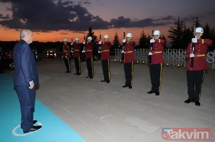 Başkan Erdoğan’ın katıldığı subay ve astsubay mezuniyet töreninden dikkat çeken kare