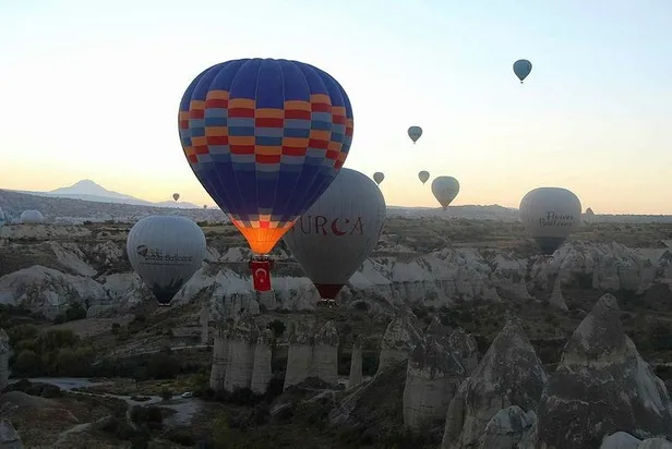 Kapadokya’da 29 Ekim Cumhuriyet Bayramı coşkusu: Türk bayraklarıyla havalandılar-3