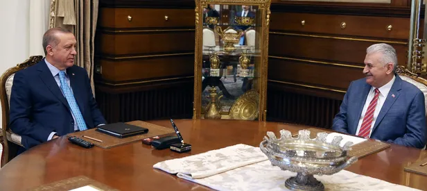 Külliye'de sürpriz görüşme