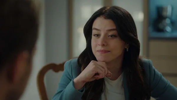 ates-kuslari-29-bolum-3-fragmani-yayinlandi-bir-gun-baban-cikip-gelse-ne-yaparsin-1698909864046.jpg Ateş Kuşları 29. bölüm 3. fragmanı yayınlandı: Bir gün baban çıkıp gelse ne yaparsın?-1
