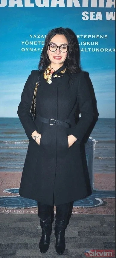 Hülya Avşar'ın eski sevgilisi Sadettin Saran ile Birce Akalay'ın Kaz Dağları kaçamağı! Gizli tatil ifşa oldu: "Bu da mı tesadüf?" - 8