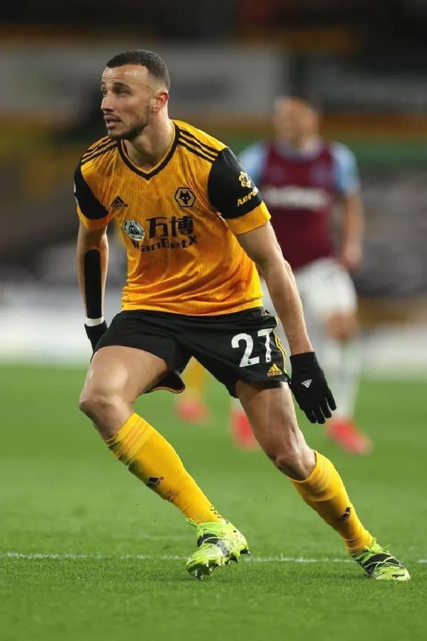 Beşiktaş, Faslı stoper için resmi teklifini resmen iletti: Romain Saiss Kartal gibi-4