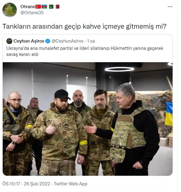 ukraynada-muhalif-lider-petro-porosenko-rusya-karsisinda-silahlanip-hukumetin-yanina-gecti-kilicdaroglunun-15-1645904636040.jpg Ukrayna'da muhalif lider Petro Poroşenko Rusya karşısında silahlanıp hükümetin yanına geçti! Kılıçdaroğlu'nun 15 Temmuz görüntüleri akıllara geldi-5