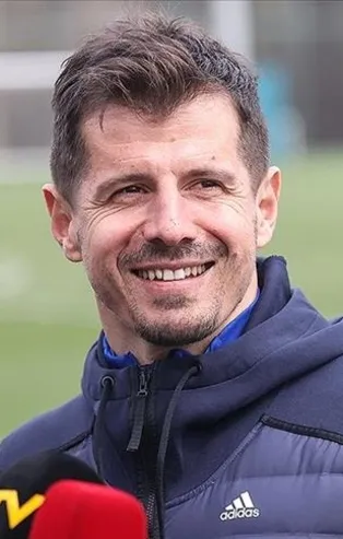 Adım adım Belözoğlu