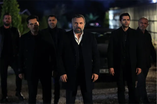 edho-6-yeni-sezon-ne-zaman-basliyor-atv-eskiya-dunyaya-hukumdar-olmaz-yeni-sezon-tarihi-belli-oldu-mu-1601387787187.jpg EDHO 6. yeni sezon ne zaman başlıyor? ATV Eşkıya Dünyaya Hükümdar Olmaz yeni sezon tarihi belli oldu mu?-7