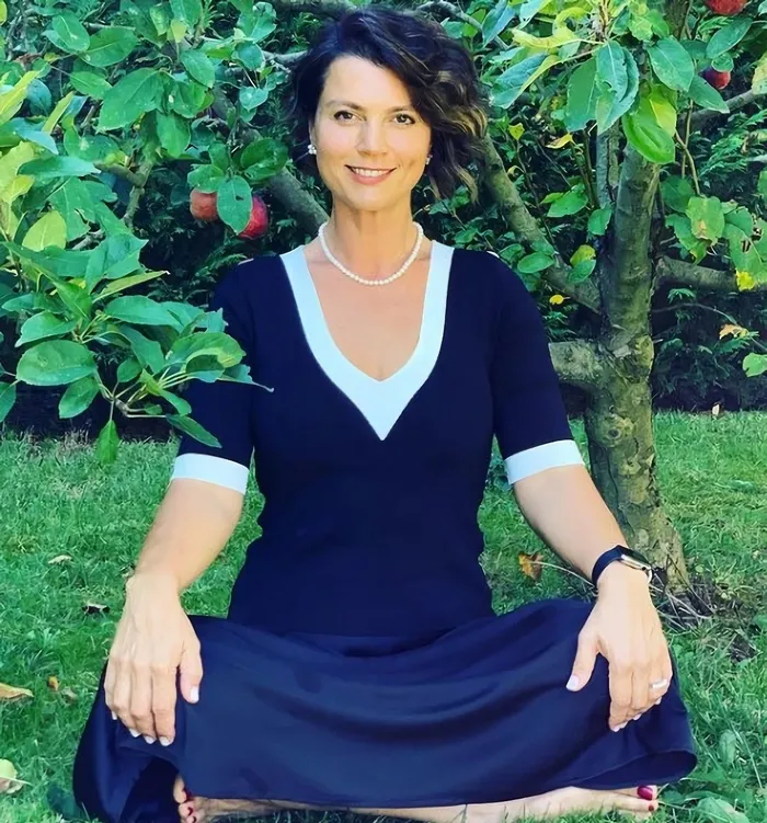 4-haftada-17-kilo-verdiren-acelya-akkoyun-diyeti-86-kilodan-69a-sip-diye-indi-iri-yari-bir-kizdim-1702303343944.jpg 86 kilodan 69'a indi! 30 günde 17 kilo verdiren Açelya Akkoyun diyeti! "İri yarı bir kızdım..."-9