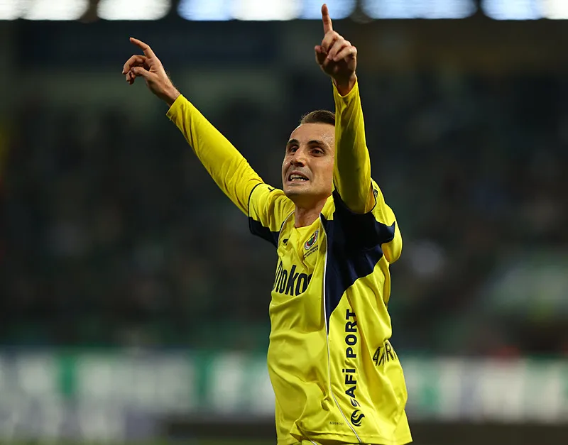 Avrupa'da tek hedef 3 puan! Fenerbahçe'nin ilk 11'i netleşti - 4