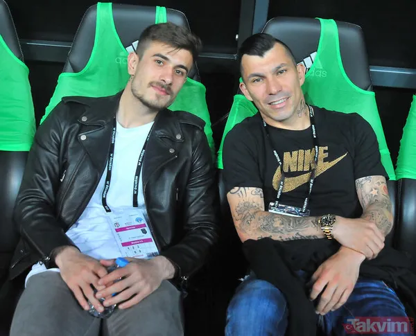 Zam Talep Etti Sergilediği Performansla Kısa Süre İçerisinde Milli Takıma Kadar Yükselen Dorukhan Toköz, Kontratının Bitimine 1 Yıl Kala Zam Talep Etti.