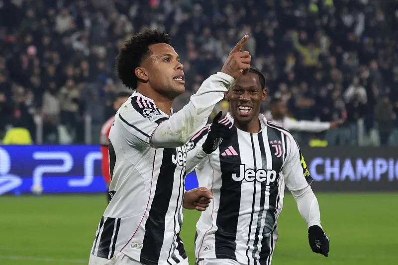 Beşiktaş'ta 1 ayrılık 3 transfer! - 23