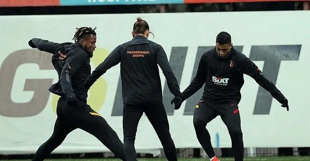 Aslan önce çalıştı sonra uçtu