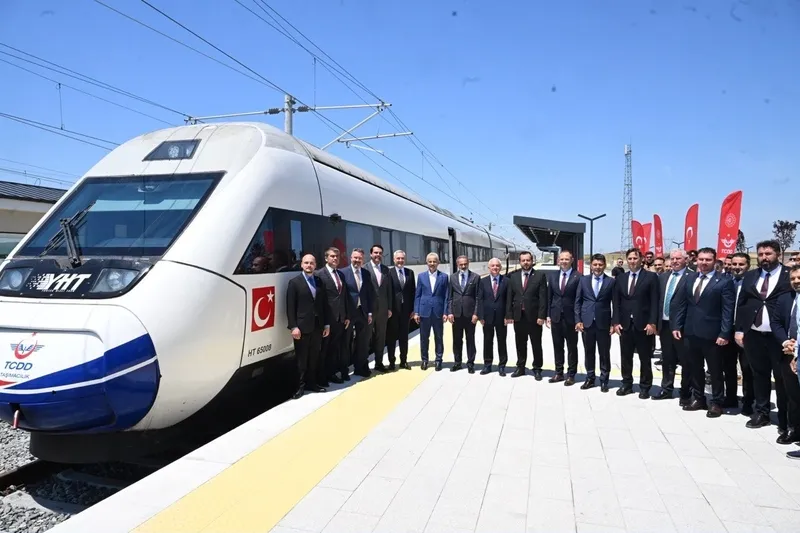 istanbul-kapikule-arasi-4-saatten-15-saate-dusuyor-test-surusu-basladi-1780747684560.jpg İstanbul-Kapıkule arası 4 saatten 1,5 saate düşüyor: Test sürüşü başladı-4