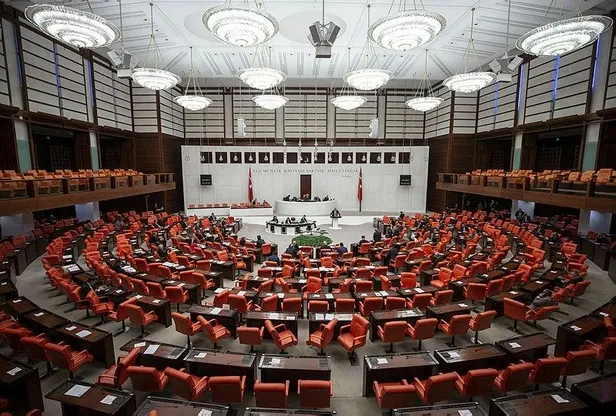 Son dakika: Torba kanun yürürlüğe girdi! Kısa çalışma ödeneği, asgari ücret desteği, bireysel emeklilik...-1