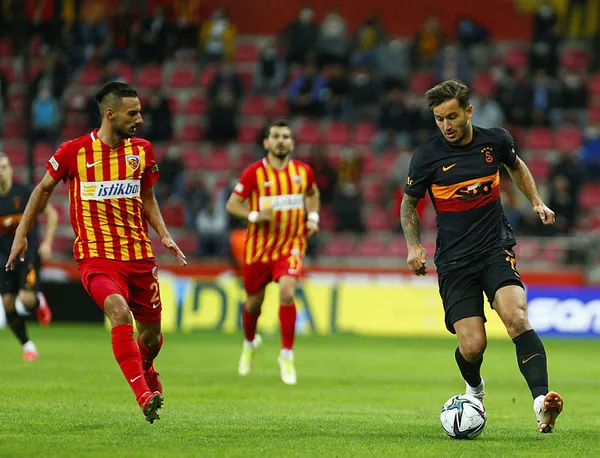 1636723040540.jpg SON DAKİKA | Galatasaray'da taşlar yerinden oynayacak! Devre arası 3 yolcu 4 transfer-7