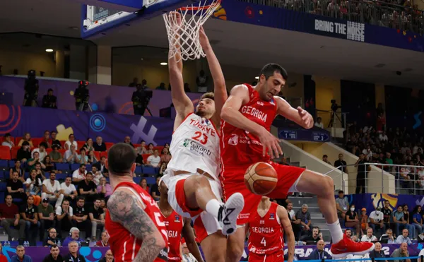 ergin-ataman-ve-furkan-korkmaz-gurcistandaki-olaylari-degerlendirdi-1662382854251.jpg Ergin Ataman ve Furkan Korkmaz Gürcistan'daki olayları değerlendirdi-6