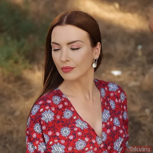 1997 Yılında Emrah'la Başrolü Üstlendiği Olduğu 'Unutabilsem' Adlı Diziyle Televizyon Kariyerine Başlayan Arzu Yanardağ, Geçen Günlerde Kısacık Kestirdiği...