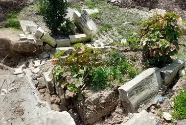 50 mezarın Asi Nehri’nde sürüklendiği iddia edildi