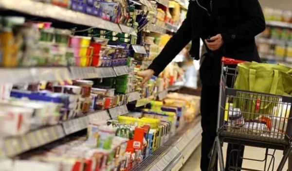 Son dakika: Dolar/TL kuru düştü ama fiyatlar düşmedi! Market hileleri vatandaşı bezdirdi-13