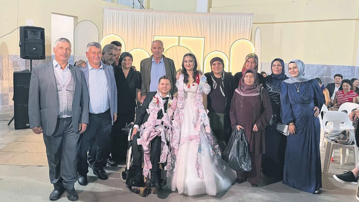 Engelleri aşan aşk mutlu sona ulaştı: Lise aşkı nikah masasında bitti