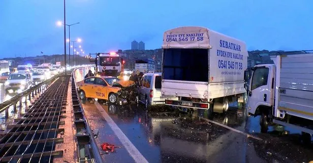 Son dakika: TEM otoyolunda 5 aracın karıştığı zincirleme trafik kazası!